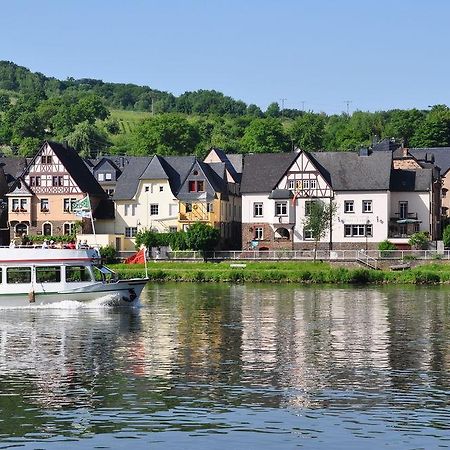Mosel-Landhaus B&B Briedern Buitenkant foto